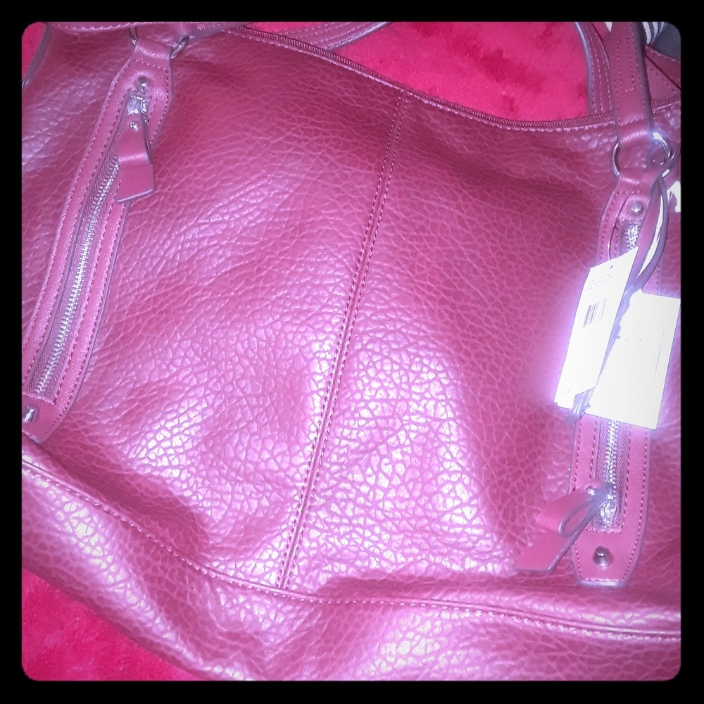 Purse - Picture 1 of 1